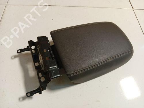 Used Armrest / Center console Armrest / Center console 34820799 34820799
