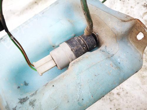 Used Washer pump Washer pump VW TRANSPORTER T4 Van (70A, 70H, 7DA, 7DH) 1.9 D (61 hp) 35397059 35397059