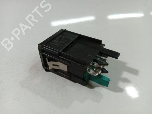 Used Switch Switch AUDI A6 C5 (4B2, 4B4) 2.5 TDI (180 hp) 40617440 40617440