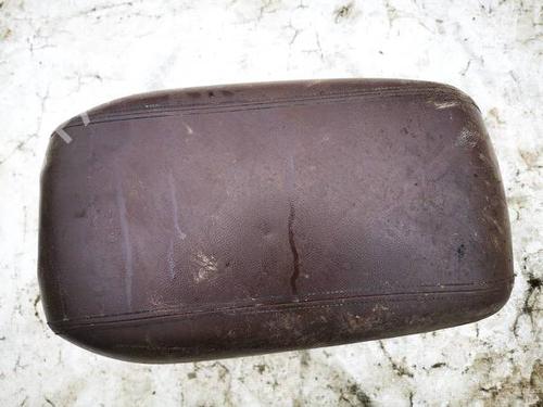 Used Armrest / Center console Armrest / Center console KIA SORENTO II (XM) 2.2 CRDi (197 hp) 34745698 34745698