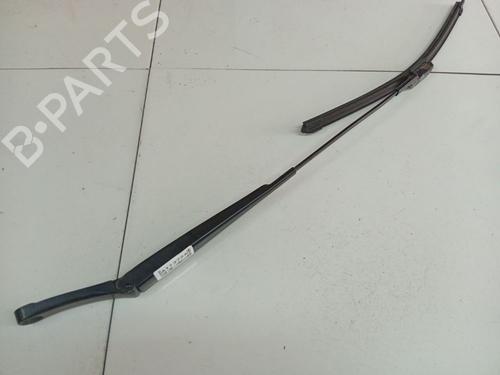 Used Front windshield wiper arm Front windshield wiper arm 38582564 38582564
