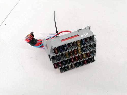Used Fuse box Fuse box VOLVO S80 I (184) 2.4 (170 hp) 33088172 33088172