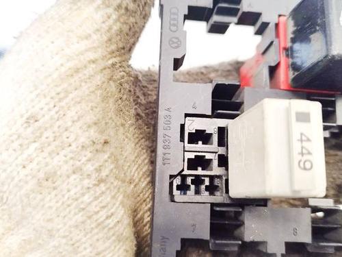 Fuse box SEAT TOLEDO III (5P2) 1.9 TDI | BP40554989E1 - Image 3