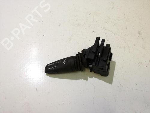 Used Steering wheel controls Steering wheel controls 35653676 35653676