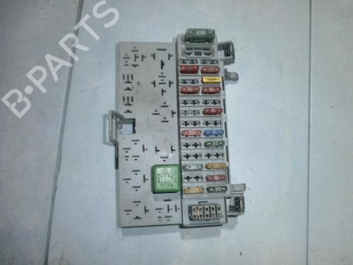 Used Fuse box Fuse box OPEL CORSA B (S93) 1.0 i 12V (F08, F68, M68) (54 hp) 33485893 33485893
