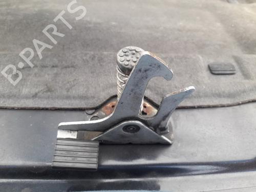 Interior handle VOLVO V70 II (285) D5 | BP35603885I7 - Image 3