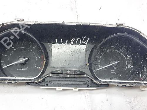 Used Instrument cluster Instrument cluster 35877136 35877136