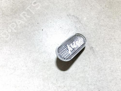 Used Right side indicator Right side indicator VW BORA I (1J2) 1.9 TDI (90 hp) 35609369 35609369