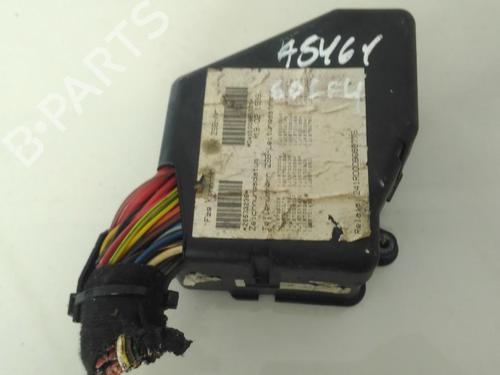 Used Fuse box Fuse box VW GOLF IV (1J1) 1.9 TDI (90 hp) 33525370 33525370