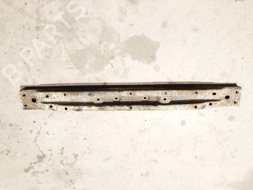 Used Front bumper reinforcement Front bumper reinforcement 35131828 35131828