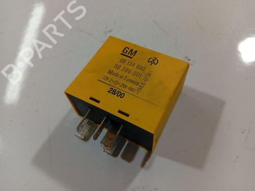 Used Electronic sensor Electronic sensor OPEL ASTRA G Hatchback (T98) 2.0 DTI 16V (F08, F48) (101 hp) 32543350 32543350