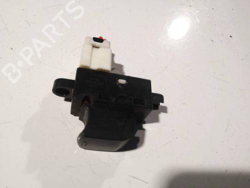 switch-subaru-forester-sh_-2007-32580692 main image