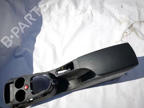 Used Armrest / Center console Armrest / Center console SEAT ALTEA (5P1) 1.6 (102 hp) 35428061 35428061