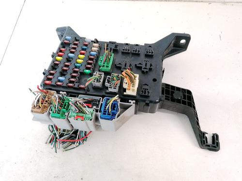 Used Fuse box Fuse box FORD MONDEO III (B5Y) 2.0 TDCi (130 hp) 32878579 32878579