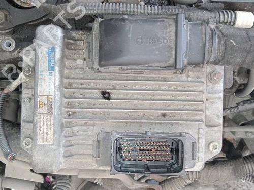 Used Engine control unit (ECU) Engine control unit (ECU) OPEL MERIVA A MPV (X03) 1.7 CDTI (E75) (100 hp) 32944319 32944319