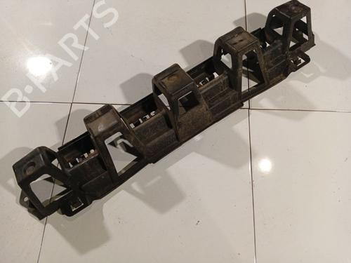 Used Rear bumper bracket Rear bumper bracket 36822727 36822727