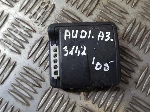 electronic-module-audi-a3-8p1-2003-2004-2005-2006-2007-2008-2009-2010-2011-2012-2013-33494418 main image