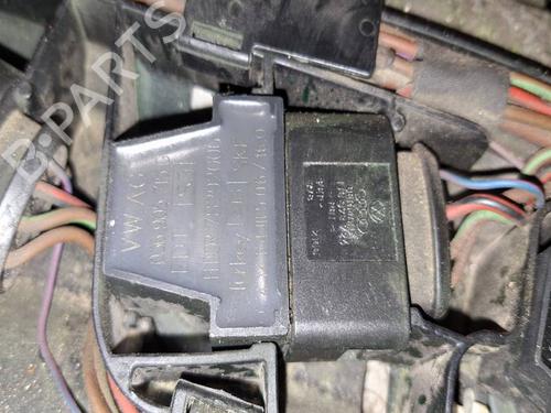 Used Ignition coil Ignition coil VW JETTA III (1K2) 1.6 FSI (115 hp) 34810923 34810923