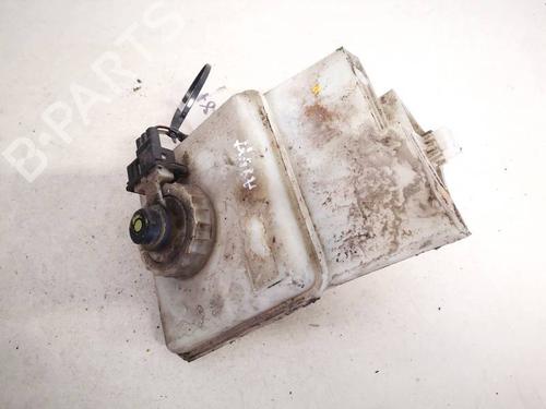 Used Brake fluid reservoir Brake fluid reservoir 35348460 35348460