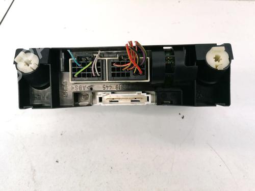 Climate control AUDI A1 (8X1, 8XK) 1.6 TDI | BP35431728I5 - Image 3