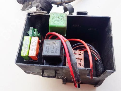 Used Fuse box Fuse box OPEL ASTRA G Hatchback (T98) 2.0 DI (F08, F48) (82 hp) 33525371 33525371