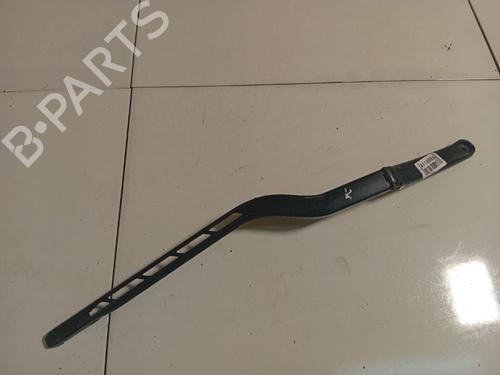 Used Front windshield wiper arm Front windshield wiper arm 36960190 36960190