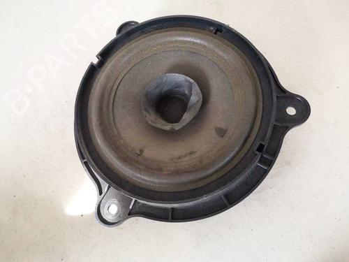 speaker-nissan-primera-hatchback-p12-2002-32920218 main image