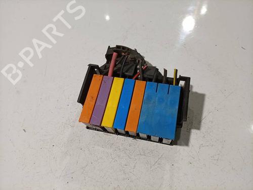 Used Fuse box Fuse box 35830223 35830223
