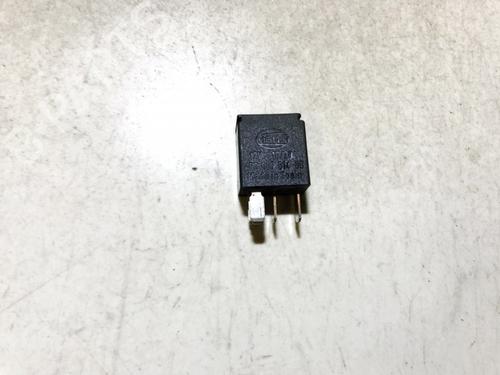 Used Electronic sensor Electronic sensor VOLVO S80 I (184) T6 (272 hp) 33105814 33105814
