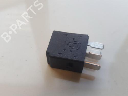 Used Other Other MERCEDES-BENZ CLK (C209) CLK 320 (209.365) (218 hp) 33510752 33510752