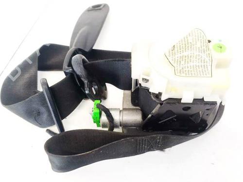 Used Front left seatbelt Front left seatbelt MERCEDES-BENZ C-CLASS (W203) C 180 Kompressor (203.046) (143 hp) 35086399 35086399