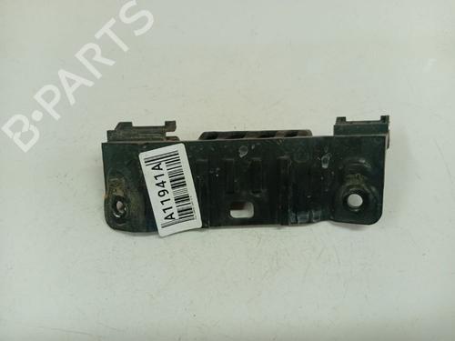 Used Front bumper bracket Front bumper bracket KIA CARENS III MPV (UN) 2.0 CRDi 140 (140 hp) 39968129 39968129
