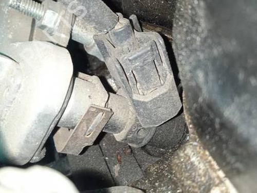 Injection rail HONDA CR-V III (RE_) 2.0 i-VTEC (RE5, RE1) | BP35084360M98 - Image 2