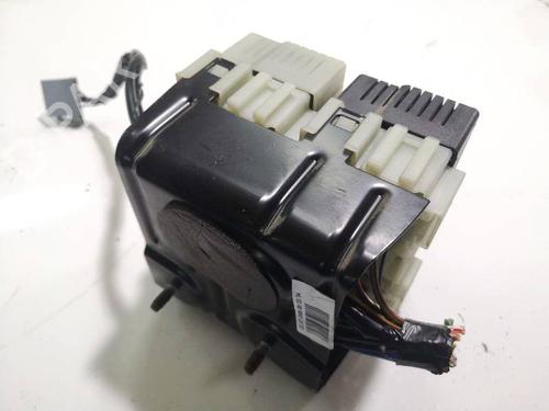 Fuse box FORD MONDEO IV (BA7) 2.5 | BP32530668E1