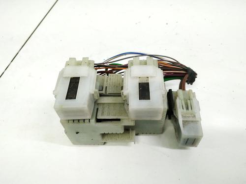 fuse-box-ford-galaxy-ii-wa6-2006-2007-2008-2009-2010-2011-2012-2013-2014-2015-32897566 main image