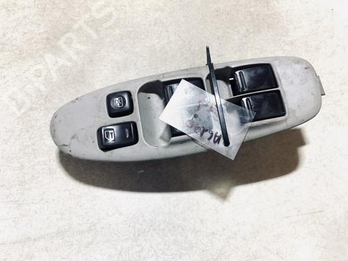 Used Switch Switch NISSAN ALMERA TINO (V10) 2.2 dCi (115 hp) 33068792 33068792