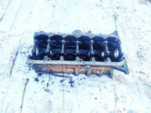 Used Cylinder head Cylinder head 35307983 35307983