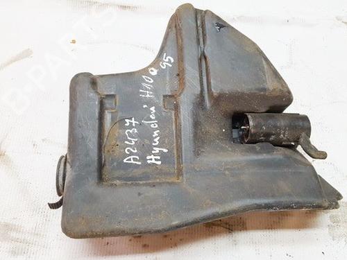 Used Windscreen washer tank Windscreen washer tank HYUNDAI H100 Van 2.4 (111 hp) 35856546 35856546