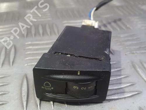 Used Switch Switch HYUNDAI SONATA IV (EF) 2.0 CRDi Dynamic (140 hp) 35674730 35674730