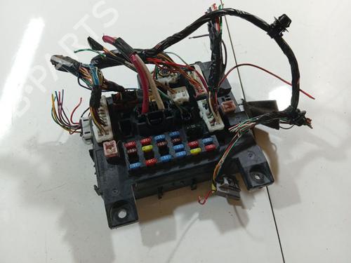 Used Fuse box Fuse box PEUGEOT 4007 (VU_, VV_) 2.2 HDi (156 hp) 32547738 32547738