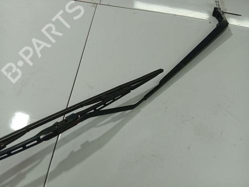 Used Front windshield wiper arm TOYOTA COROLLA Verso (ZER_, ZZE12_, R1_) 2.2 D-4D (AUR10_, AUR10R) (136 hp) 32970917