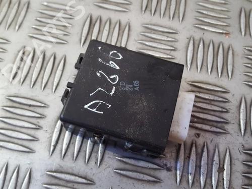 Used Electronic module Electronic module LEXUS IS I (_E1_) 200 (GXE10) (155 hp) 33496183 33496183