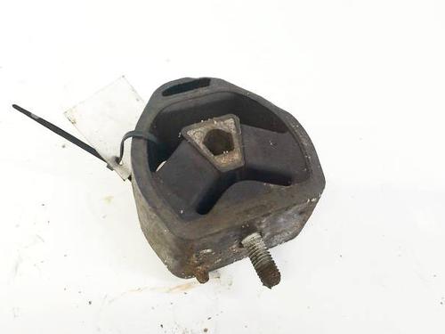 engine-mount-audi-a4-b5-8d2-1994-1995-1996-1997-1998-1999-2000-2001-32534589 main image