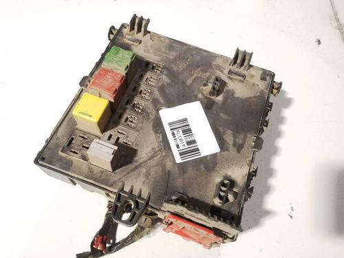 Used Fuse box Fuse box OPEL VECTRA C (Z02) 2.2 DTI 16V (F69) (125 hp) 32579398 32579398