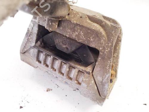 Engine mount VW GOLF V (1K1) 1.9 TDI | BP33565147M89 - Image 3