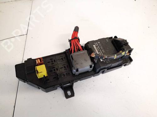 Used Fuse box OPEL SIGNUM Hatchback (Z03) 2.2 DTI (F48) (125 hp) 32590887