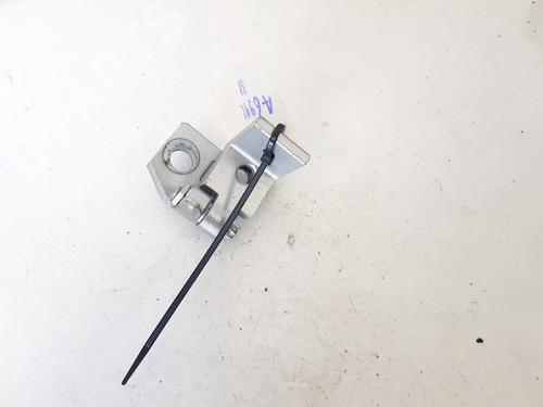 Used Hinge/Door check strap Hinge/Door check strap OPEL CORSA E (X15) 1.4 (08, 68) (90 hp) 32877716 32877716