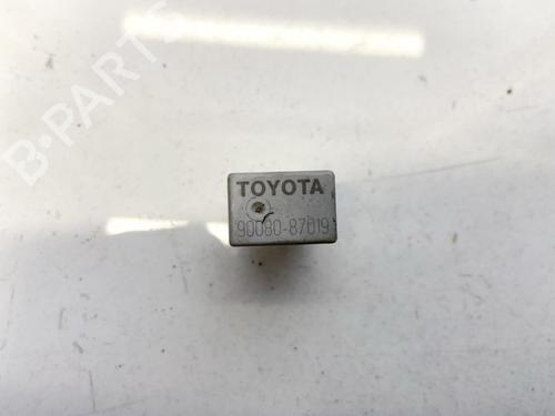 Used Other Other TOYOTA AVENSIS (_T25_) 2.0 D-4D (CDT250_, CDT250R) (116 hp) 32890809 32890809