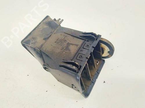Used Air vent Air vent SKODA ROOMSTER (5J7) 1.4 TDI (70 hp) 32586886 32586886