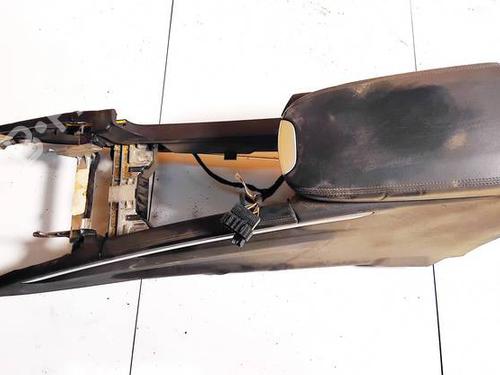 Used Armrest / Center console Armrest / Center console 38573519 38573519